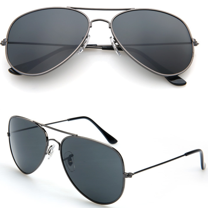 Metal aviator sunglasses with black lenses