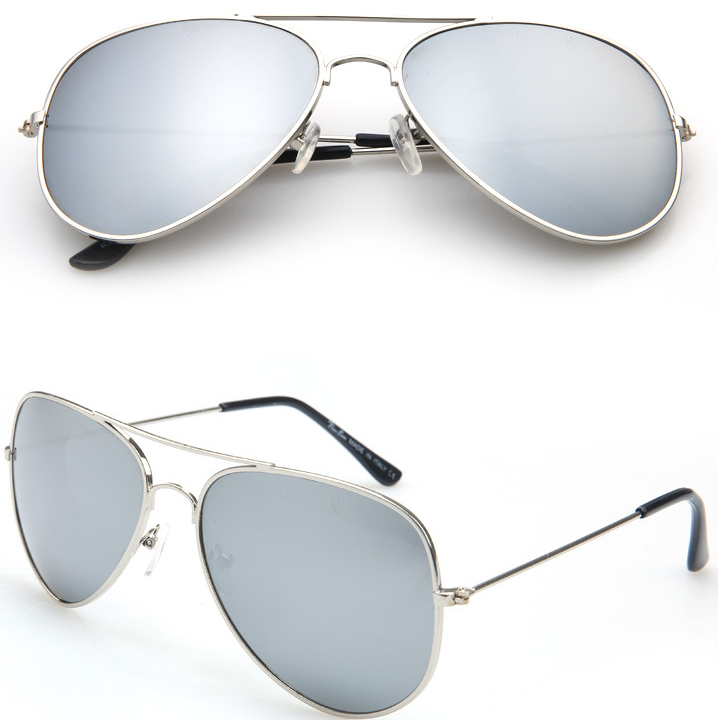 Metal aviator sunglasses with SILVER mirror lenses