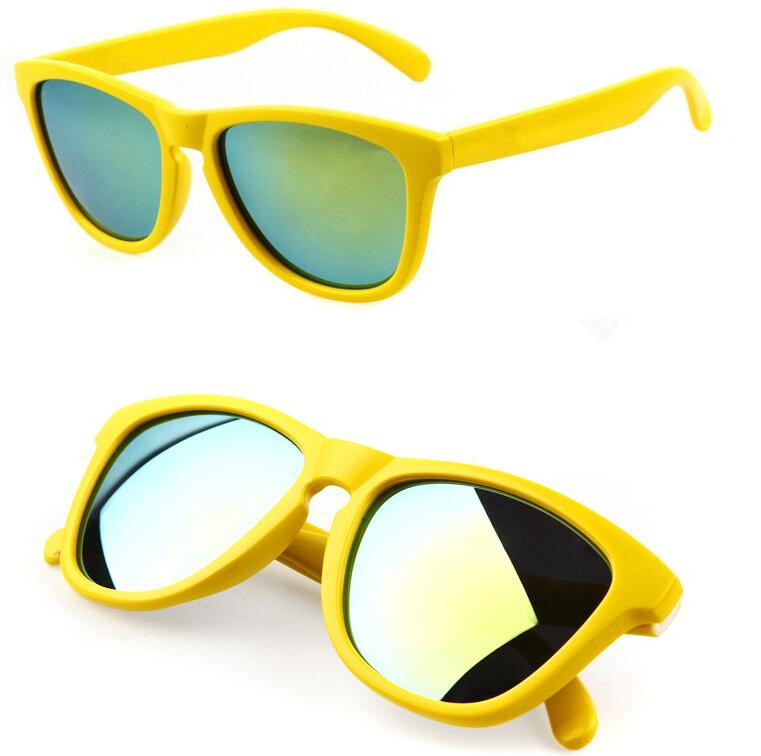 Yellows frame frogskin style sunglasses